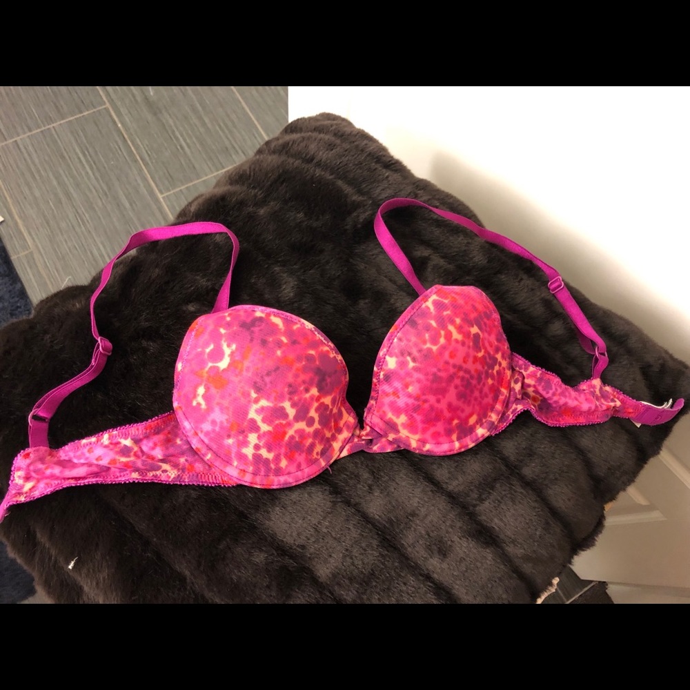 Xhiliration pink bra